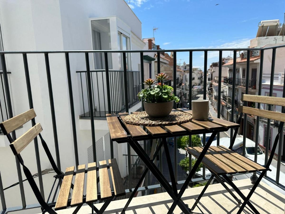 Apartamentos Granada 76 Нерха Екстериор снимка